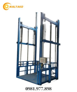 2000kg Goods Lift