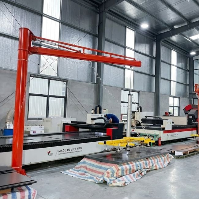 200kg Jib Crane with Vacuum Lifter 3 200kg Jib Crane with Vacuum Lifter 3