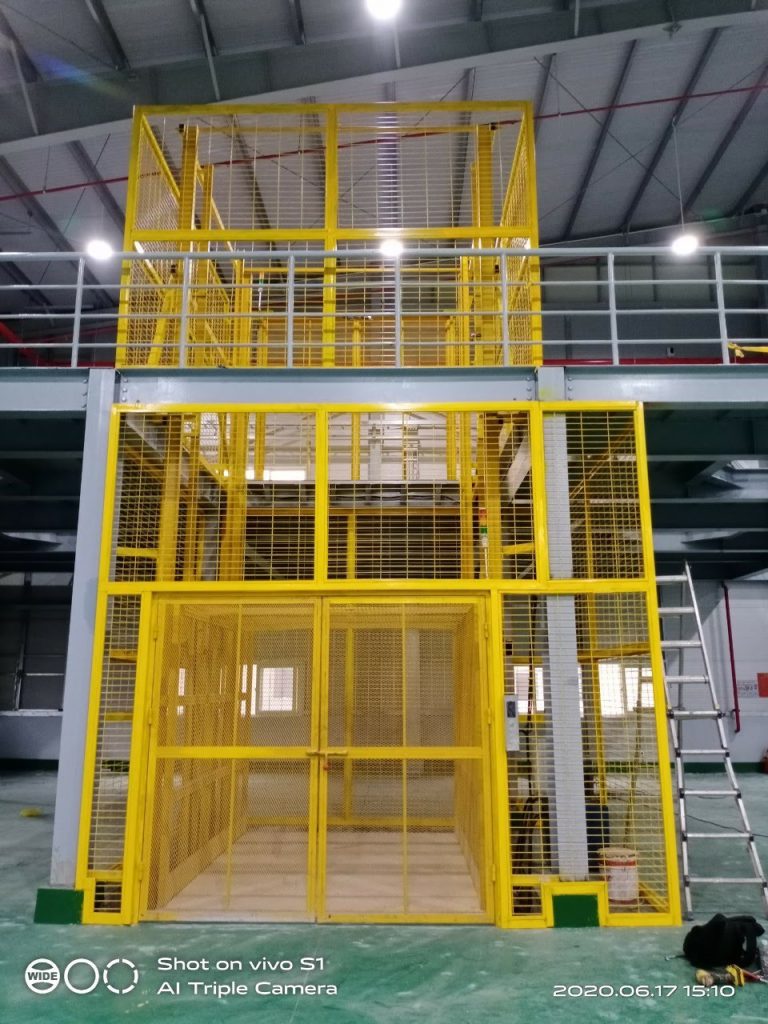 Thang máy công nghiệp giá tốt chất lượng tại Hà Nội