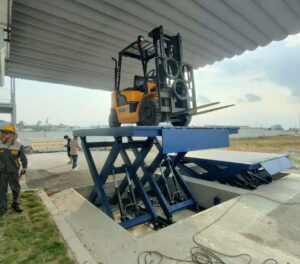 Top 7 đơn vị cung cấp bàn nâng thủy lực chất lượng