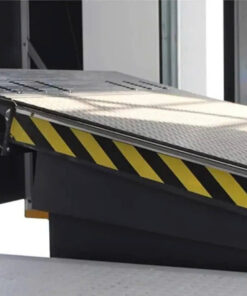 8-Ton Dock Leveler 2