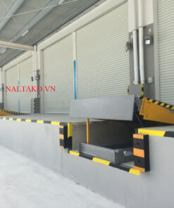 Automatic Dock Leveler