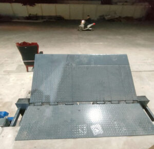 Tấm lip nâng lên cao