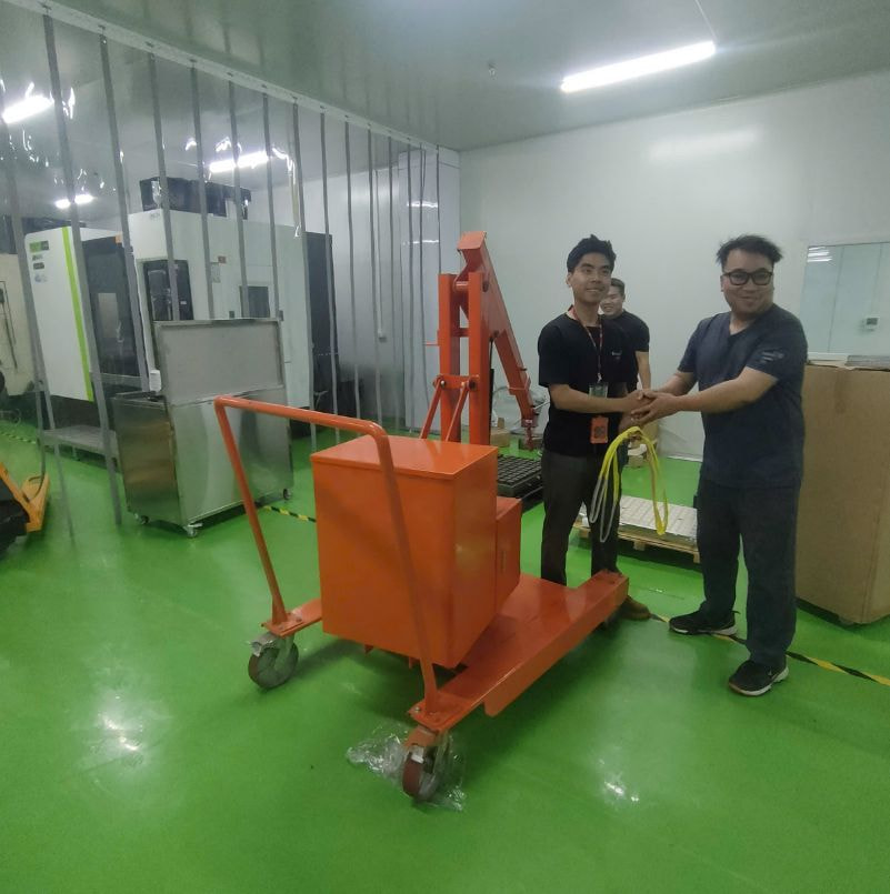 Cần cẩu mini tại Hưng Hà