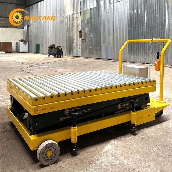 Bàn Nâng Con Lăn Di Động 2 Bàn Nâng Con Lăn Di Động 2