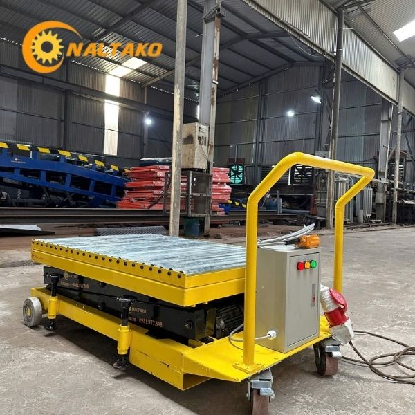 Bàn Nâng Con Lăn Di Động 3 Bàn Nâng Con Lăn Di Động 3