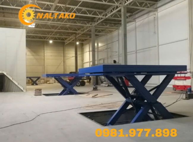 Bàn nâng âm sàn là gì