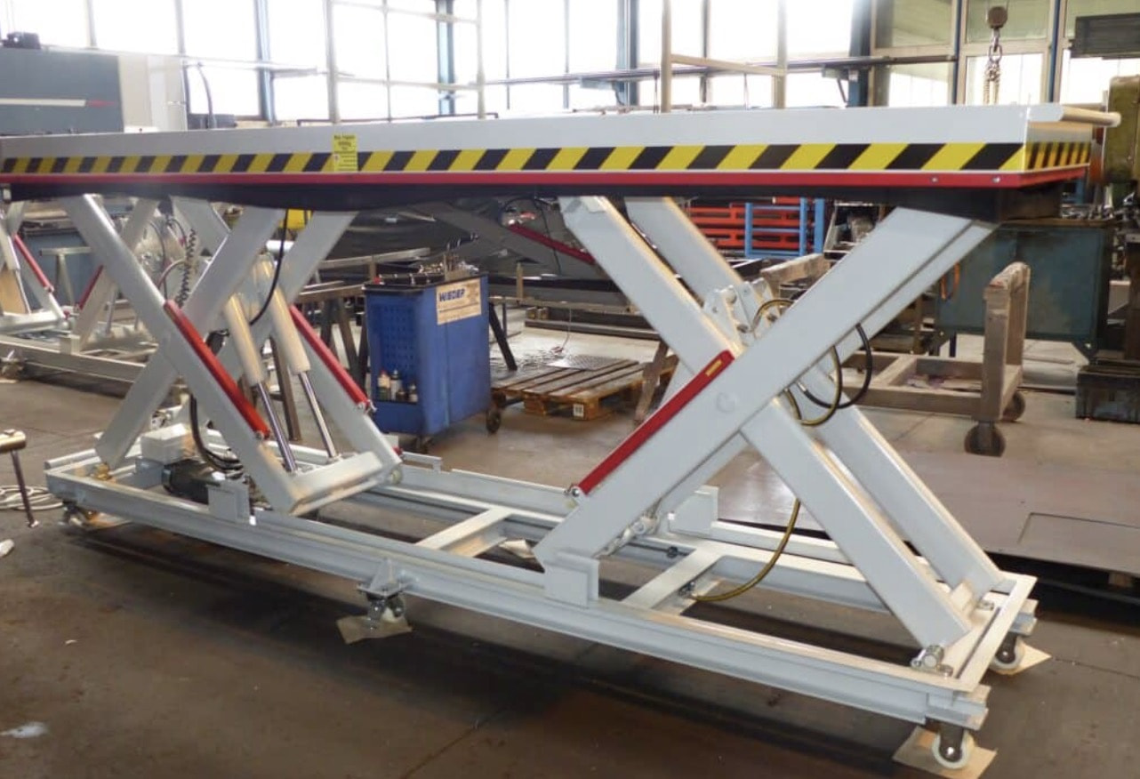 Bàn nâng thủy lực đã qua sử dụng có giá rẻ nhưng chất lượng không được đảm bảo