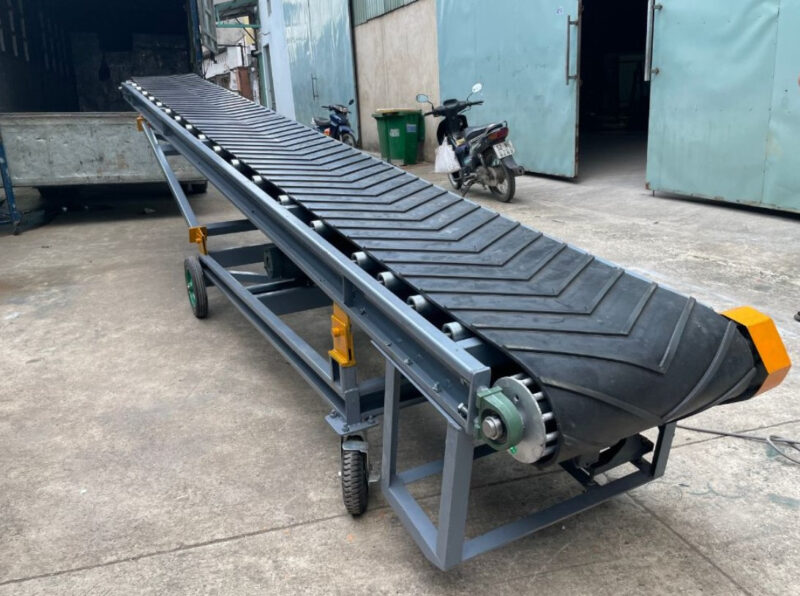 Băng tải di động - băng tải chuyển hàng lên container 
