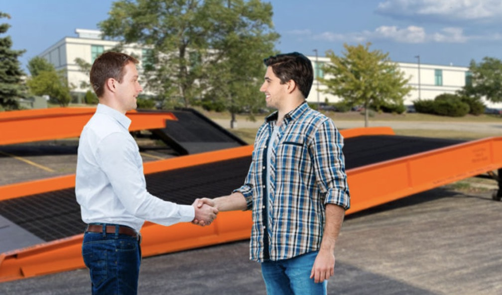 Sử dụng dịch vụ sửa chữa cầu container của các đơn vị uy tín