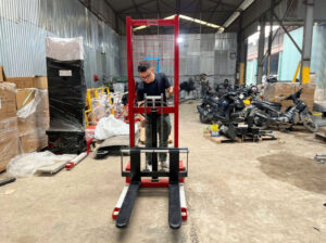 Bảo trì xe nâng tay