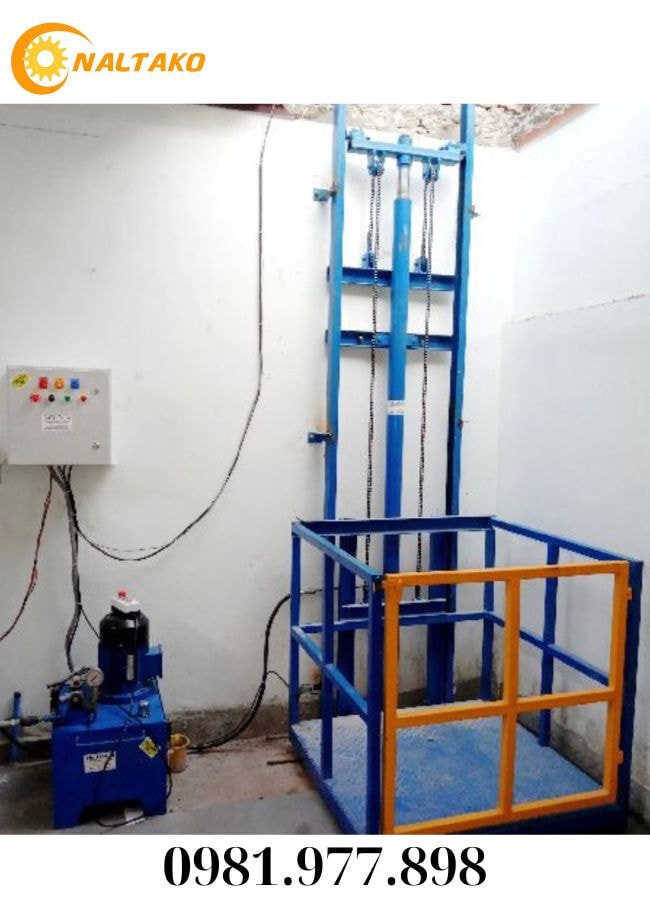 Thang nâng điều khiển cố định