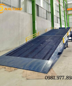 Cầu dẫn xe nâng 6 tấn tiêu chuẩn 2