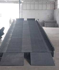 Cầu Dẫn Xe Nâng Mặt Sàn Tôn Nhám