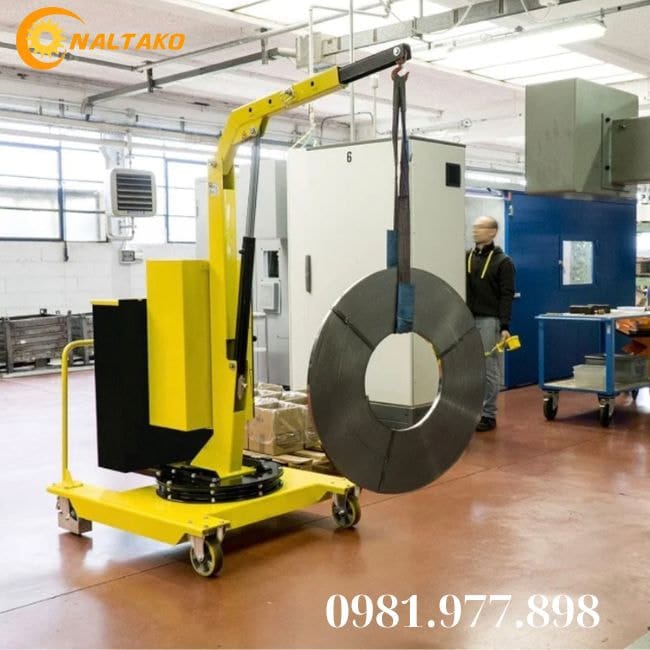 Cẩu thủy lực dùng điện nâng hàng hóa nặng với tần suất liên tục