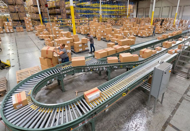 Để tối ưu chi phí trung tâm phân phối, cần sử dụng các thiết bị hiện đại