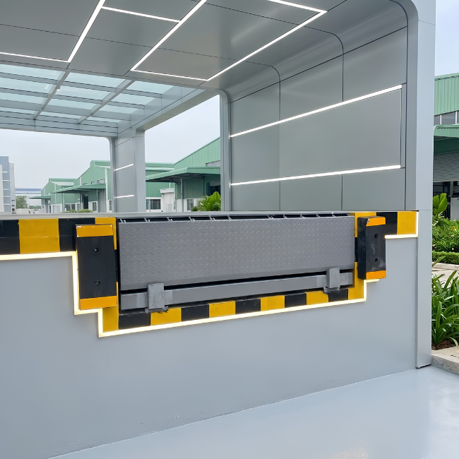 Dock Leveler mặt sàn 2x2m, tải trọng 6000kg 3 Dock Leveler mặt sàn 2x2m, tải trọng 6000kg 3