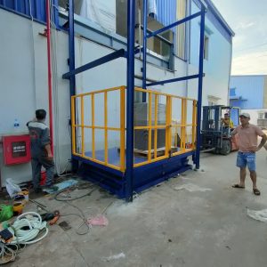 Bàn nâng thủy lực là giải pháp nâng hạ xây dựng