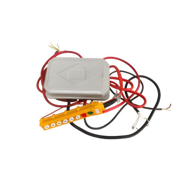 Trước khi lắp đặt hộp điều khiển cần xác định rõ công suất động cơ của tời