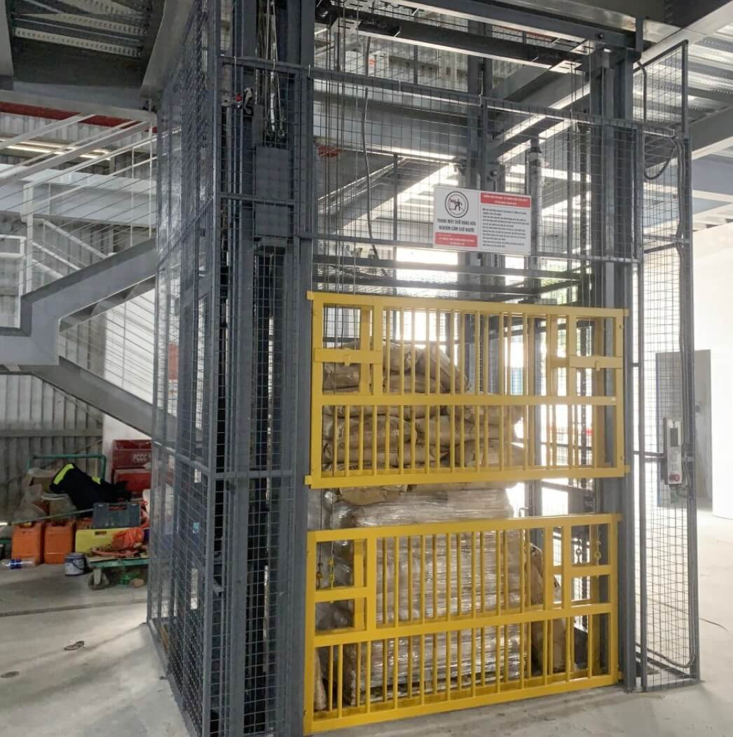 Industrial Lift Industrial Lift