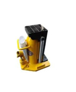 Khi sử dụng kích chân, cần để thiết bị trên bề mặt phẳng