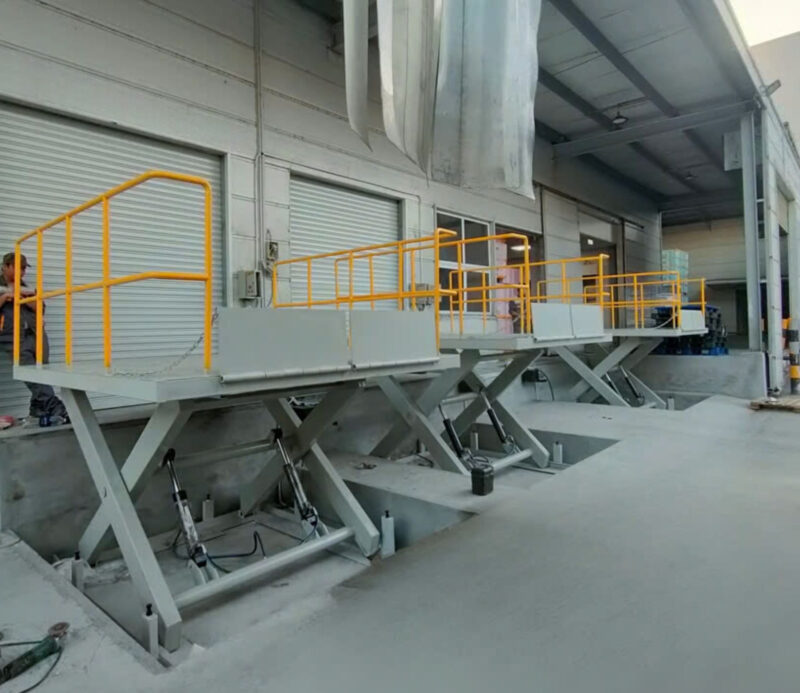 Bàn nâng thủy lực đạt chuẩn CE của Naltako