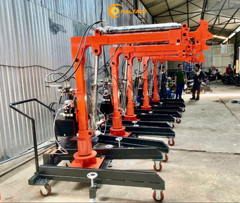 Cần cẩu mini Naltako không chỉ có thiết kế nhỏ gọn mà còn chịu tải lớn 