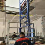 thang nâng hàng thủy lực