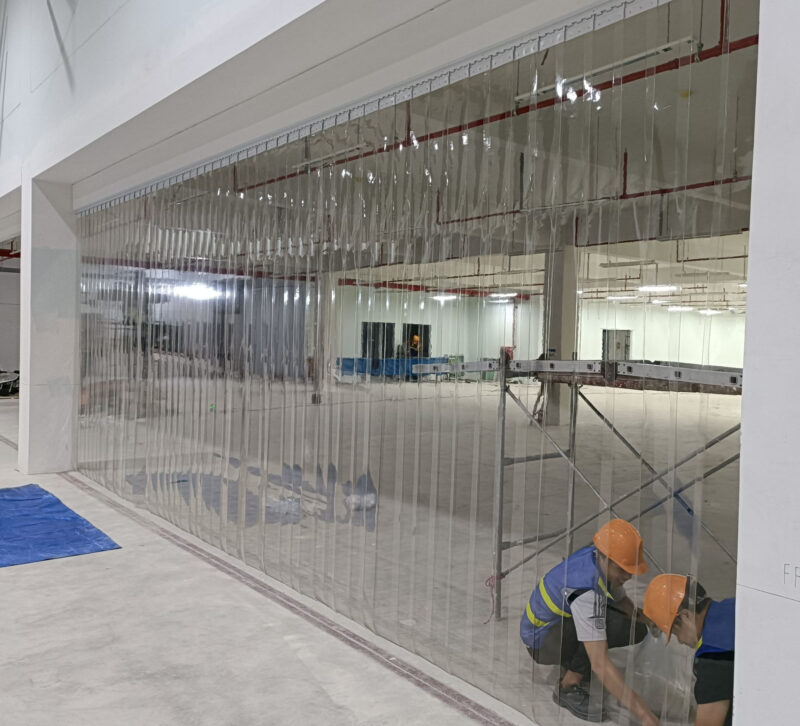 Rèm nhựa ngăn lạnh giúp ngăn thất thoát hơi lạnh trong kho hàng 