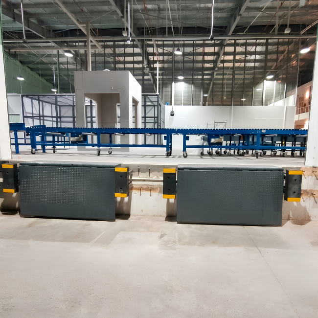 Sàn nâng 2.4×1.8m thủy lực 2 Sàn nâng 2.4×1.8m thủy lực 2