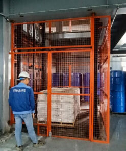 Thang nâng hàng 3 điểm dừng  2