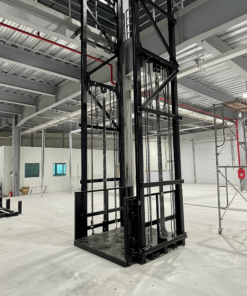 Sơn khung dốc dẫn, lắp cáp xích