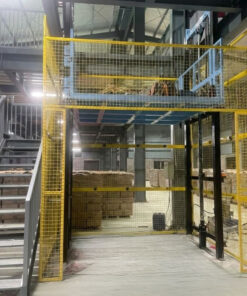 Thang Nâng Hàng Thủy Lực 2