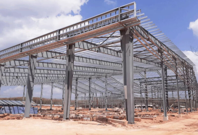 What is load-bearing steel? Applications in forklift ramp production