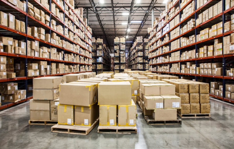 Nên lựa chọn kho hàng phù hợp với doanh nghiệp để đảm bảo tính hiệu quả 