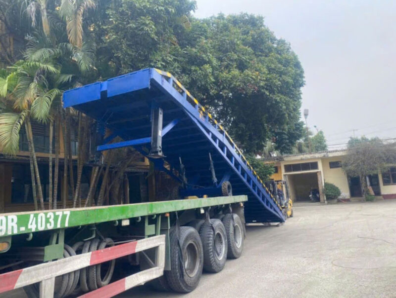 Tính toán tải trọng cầu dẫn xe nâng giúp đảm bảo độ bền của cầu dẫn 