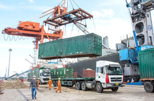 Tối ưu hóa quy trình xử lý container
