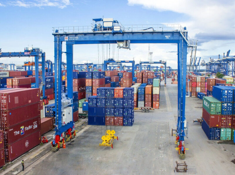 Tối ưu hóa quy trình xử lý container giúp giảm thời gian bốc xếp lến đến 30%