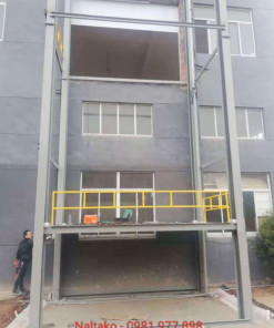 Vận thăng 4 trụ tại Naltako