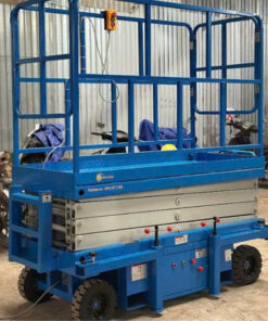 Xe nâng người cắt kéo