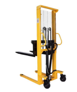 Trên thị trường hiện nay có nhiều thương hiệu xe nâng tay nên khách hàng cần xem xét kỹ lưỡng khi lựa chọn