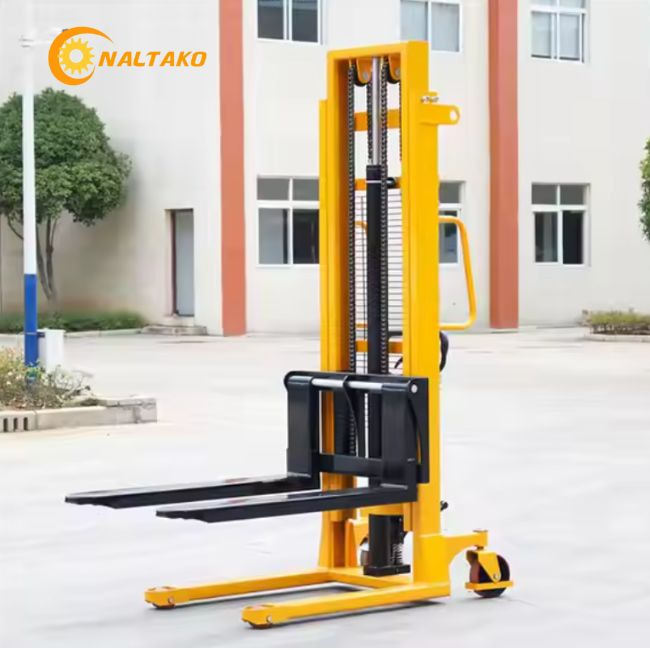 Xe Nâng Tay Cao 3 Tấn Xe Nâng Tay Cao 3 Tấn