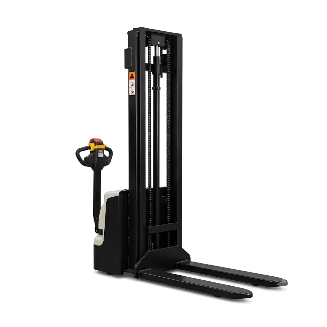 Xe nâng tay cao điện 1.5 tấn, cao 3m STAXX được trang bị tay cầm thông minh, tích hợp các nút bấm điều khiển linh hoạt