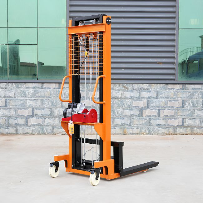 Xe nâng tời điện 2 tấn – nâng cao 3m 3 Xe nâng tời điện 2 tấn – nâng cao 3m 3