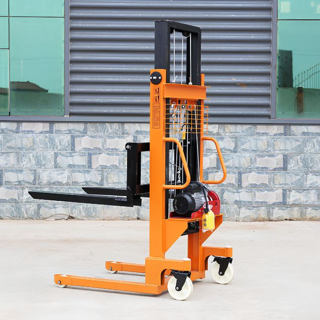 Xe nâng tời điện 2 tấn - nâng cao 3m sở hữu hệ thống khung nâng đôi chắc chắn